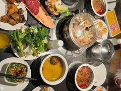 -钱小奴海鲜自助黑金店(杭州滨江龙湖店)