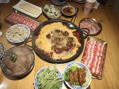 -旧街市鲜货老火锅(大光路店)