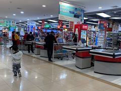 -家乐福(古北店)