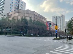 -瑞虹新天地月亮湾