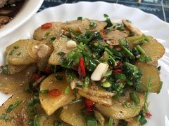 -瑞丰园庭院餐厅·白族传统家常菜