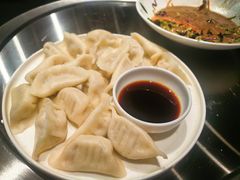 手工水饺-巧婆婆特色东北菜·铁锅炖
