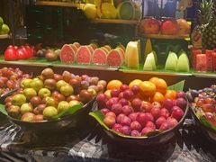 -雍容荟帝王蟹活龙虾展台自助(IFS黑金店)