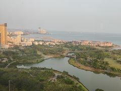 -万绿园