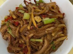 -笨罗卜浏阳菜馆(太平街店)