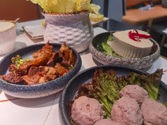 -牛人日志·鲜牛肉骨汤火锅(万科里瑧店)