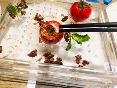 番茄脆菇沙拉-小大董·烤鸭(凤凰汇店)