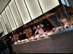-飨食汇全日制餐厅·昆山皇冠假日酒店(九方店)