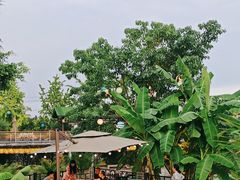 -茅草房·河畔园林火锅