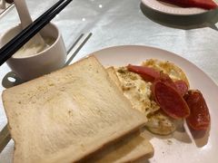 -东方帝景假日酒店