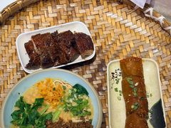 -爆炸头阿姨小四川正宗川味小吃(无任何分店)