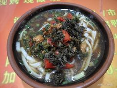 雪里红炒肉-马记粉店(五一东村店)