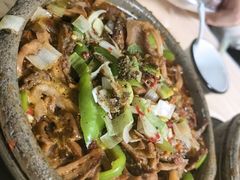 -梁师傅砂锅(哈达西街店)