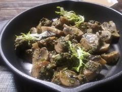 香麻口蘑-HIGH FIVE哈福手工汉堡(桂林路店)