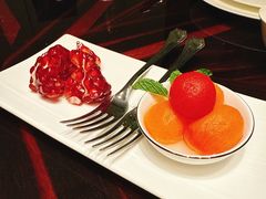 餐前水果-运·中餐厅(成都华尔道夫酒店)
