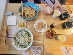 -贵凤凰贵州米粉(望京店)