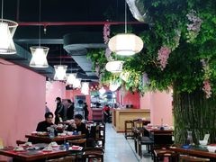 大堂-渔香岛美蛙鱼头火锅(威清路店)