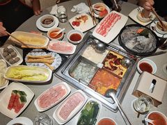 -海底捞火锅(新松江路店)
