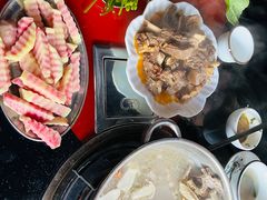 -老石黑山羊毛驴肉火锅(金凯广场店)