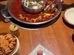 -巴隆门重庆老火锅(太湖路店)