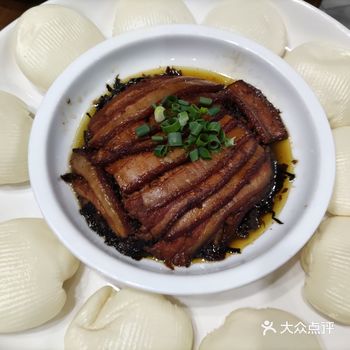 江团鱼吃一天送一条,挺划算的,而且味道真的好吃