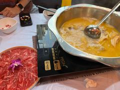 -鲜入围煮花胶鸡海鲜火锅