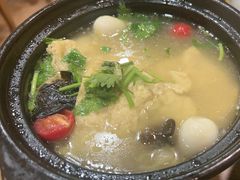 -三鞭一花·独一处·元英砂锅(海光寺店)
