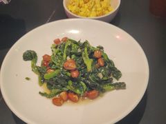 花仁菜心-辣尚瘾·烤鱼·新川菜(交大直营店)