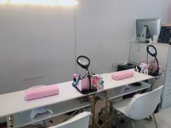 -M Nails & Beauty美甲美睫美体