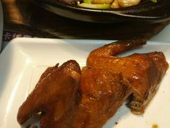 -新大咀港式茶餐厅(宝山万达店)