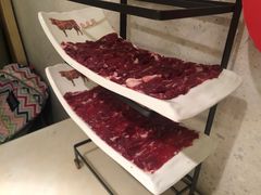 鲜牛肉-左庭右院鲜牛肉火锅(浦江欢乐颂店)