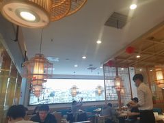 大堂-和福顺牛肉大虾焖锅自助(宝业店)