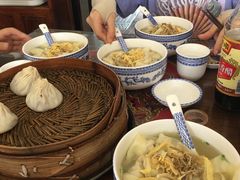 -笑来喜馄饨小笼工坊店(湖滨街店)