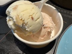-雍容荟帝王蟹活龙虾展台自助(IFS黑金店)