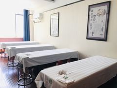 -手佳按摩·足疗·艾灸(龙江店)