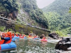 -安吉龙王山峡谷漂流