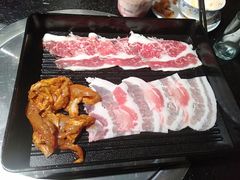 -烤路里·韩国品质自助烤肉(石路天虹4号店)