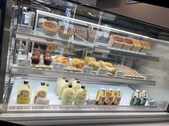 面包甜点陈列柜-奈雪的茶(鄞州万达店)