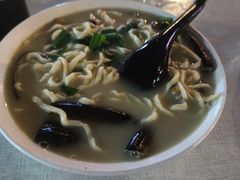 -三百碗宝应长鱼面(板仓街店)