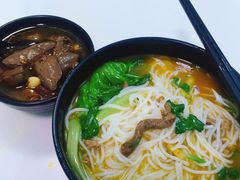 -一品郑记重庆牛肉米线馆(东泰路店)