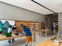 -Apple零售店(玄武湖店)