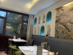 -芳草地西式融合餐厅(回龙窝店)