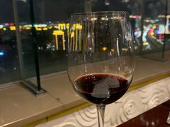 -荣誉国际酒店-云顶旋转餐厅