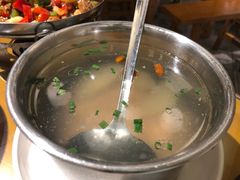-邻家小馆(银都店)