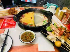 鸳鸯锅-XiaoJunGan Hotpot 钢管厂五区小郡肝火锅串串香