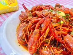 -捌贰虾蟹·江湖菜馆(江汉路店)