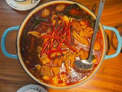 猪蹄肥肠爪爪锅-马头巷·食景园(苏州总店)
