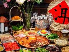 -洱火云南酸菜牛肉火锅(石景山当代商城店)