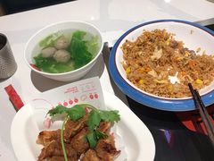 招牌鲜牛肉炒饭-牛焱·贵州黄牛肉火锅(城西银泰店)