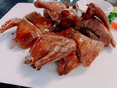 脆皮炸乳鸽-鹭江宾馆·观海餐厅
